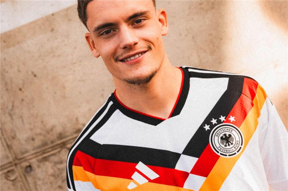Spielmacher im neuen Trikot: Florian Wirtz.-/Adidas/dpa