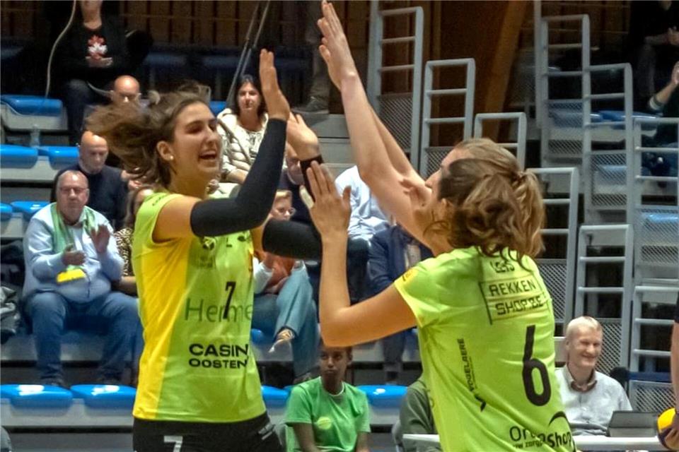 Spielte höchst erfolgreich in der belgischen Eliteklasse und wechselte nun nach Borken: Amber Gesquiere (links) ist der sechste und letzte Neuzugang im Erstliga-Kader der Skurios Volleys.