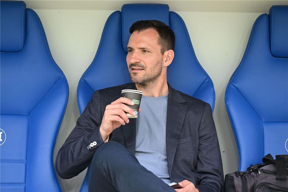 Sportgeschäftsführer Mario Eggimann warnt vor emotionalen und überstürzten Entscheidungen. (Archivbild)Uli Deck/dpa