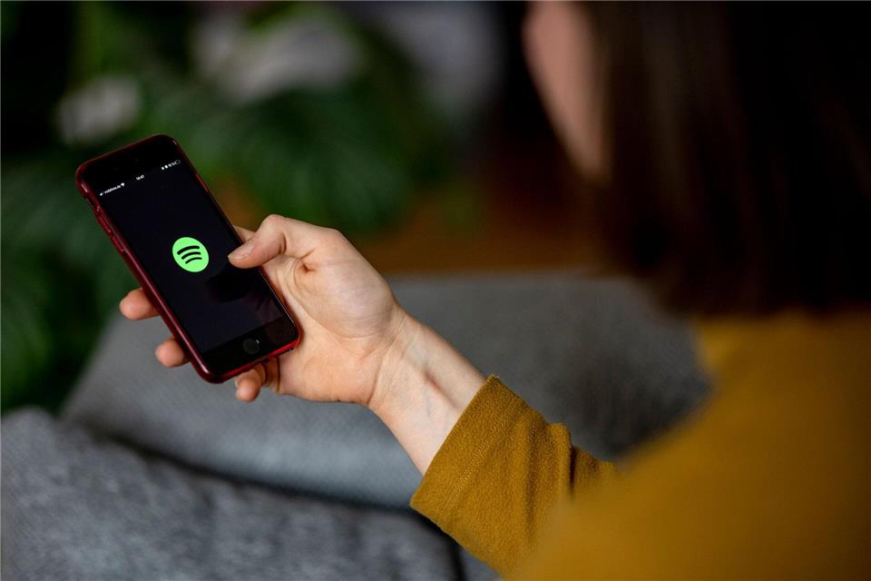 Spotify bietet Premium-Kunden künftig verlustfreies Streaming in hoher Qualität mit dem FLAC-Codec an.Fabian Sommer/dpa/dpa-tmn