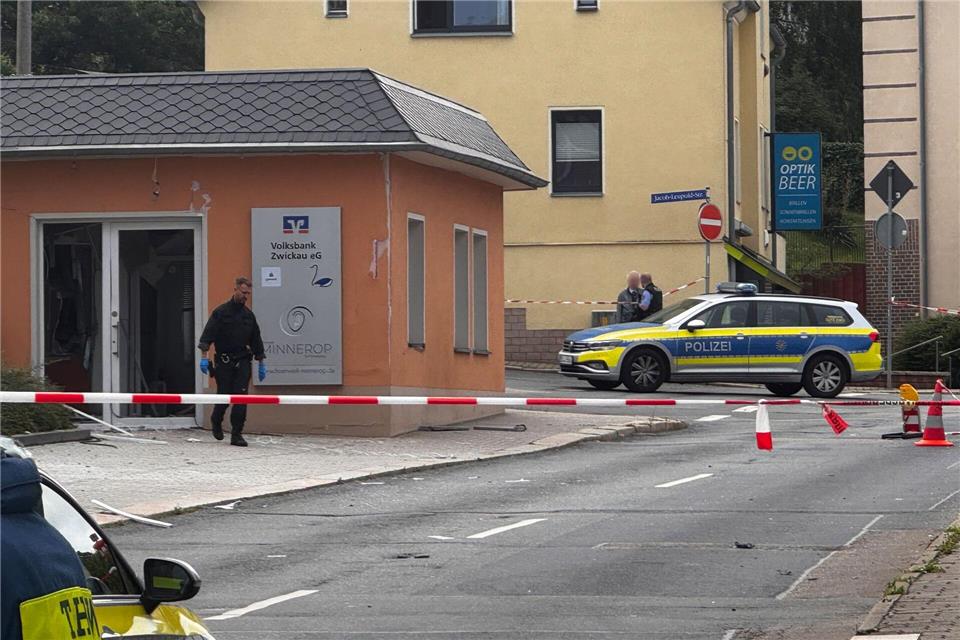 Sprengungen von Geldautomaten nehmen in Sachsen wieder zu. (Archivbild)Stephan Fricke/NEWS5/dpa