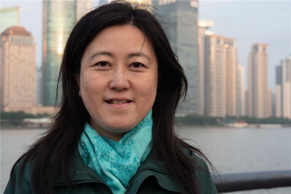 Spricht fließend Deutsch: Stadtführerin Pu Yihua in Shanghai.Andreas Drouve/dpa-tmn