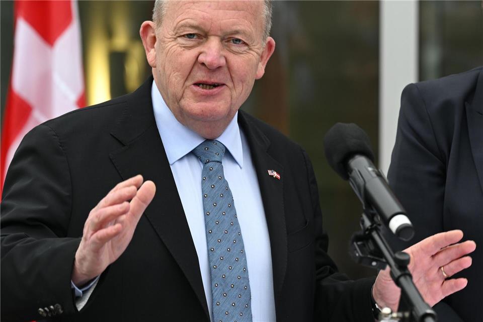Spricht nach einem Treffen mit US-Außenminister Marco Rubio und US-Vizepräsident JD Vance in Washington davon, dass eine „fundamentale Meinungsverschiedenheit“ zwischen den Parteien bestehe - der dänische Außenminister Lars Løkke Rasmussen.John McDonnell/AP/dpa