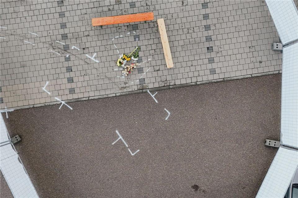 Spuren am Tatort - 18-Jähriger soll Zwölfjährigen auf Fahrrad tödlich verletzt habenMarius Bulling/dpa