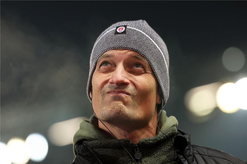 St. Paulis Trainer Alexander Blessin wird als Nachfolger von Dino Toppmöller bei Eintracht Frankfurt gehandelt.Christian Charisius/dpa