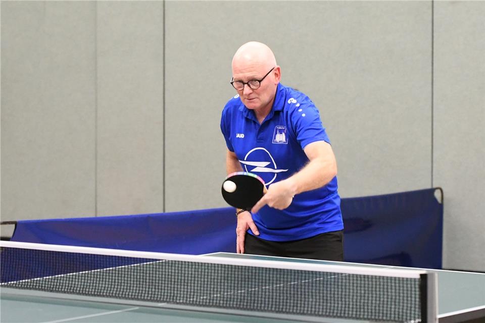 Stand auch schon für den TV Borken an der Platte: Der Gemener Routinier Peter Gahlmann, der beim 8:8 im Hinspiel nur im Doppel für die Westfalia punkten konnte.