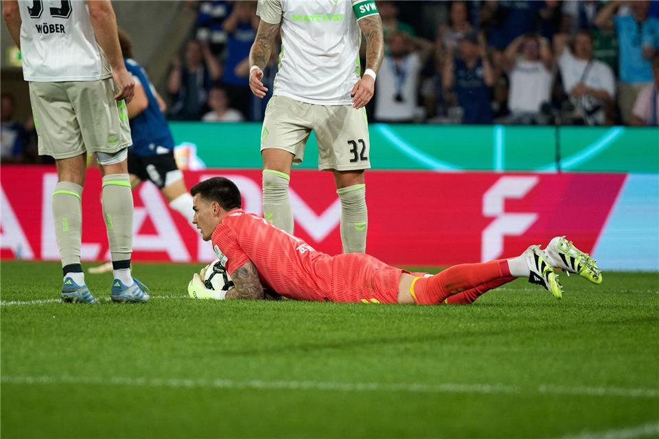 Stand wohl in seinem letzten Spiel für Werder Bremen auf dem Platz: Michael Zetterer. Bernd Thissen/dpa