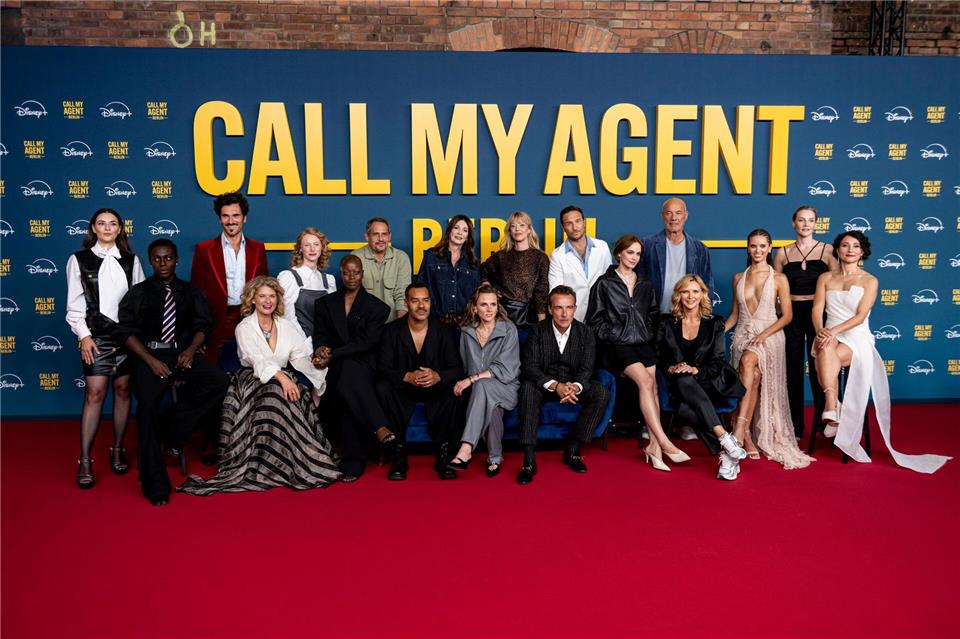 Starpower auf dem roten Teppich: Zur Premiere der Serie „Call My Agent Berlin“ kam der Cast in die Hauptstadt (Archivbild). Fabian Sommer/dpa