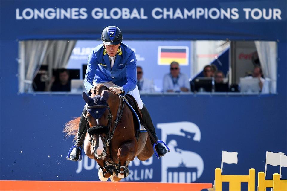 Stars wie Christian Ahlmann reiten wegen des hohen Preisgeldes gerne bei der Global Champions Tour. (Archivbild)Britta Pedersen/dpa-Zentralbild/dpa