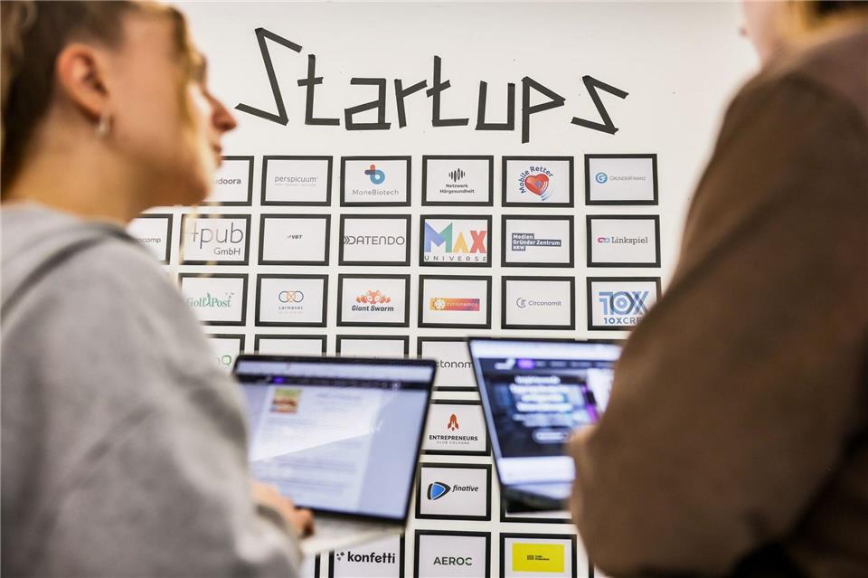 Start-ups in Europa wachsen, ringen aber mit Bürokratie. (Archivbild)Oliver Berg/dpa