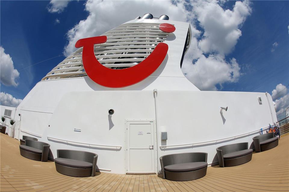 Statt in den Orient wird die „Mein Schiff Flow“ zwischen Oktober 2026 und Mai 2027 zu Reisen nach Nord- und Westeuropa ablegen.Bodo Marks/dpa/dpa-tmn