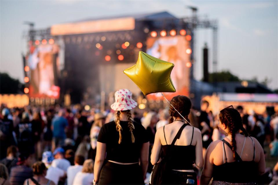 Statt zur Arbeit aufs Festival? Das ist unter Umständen erlaubt.Hauke-Christian Dittrich/dpa