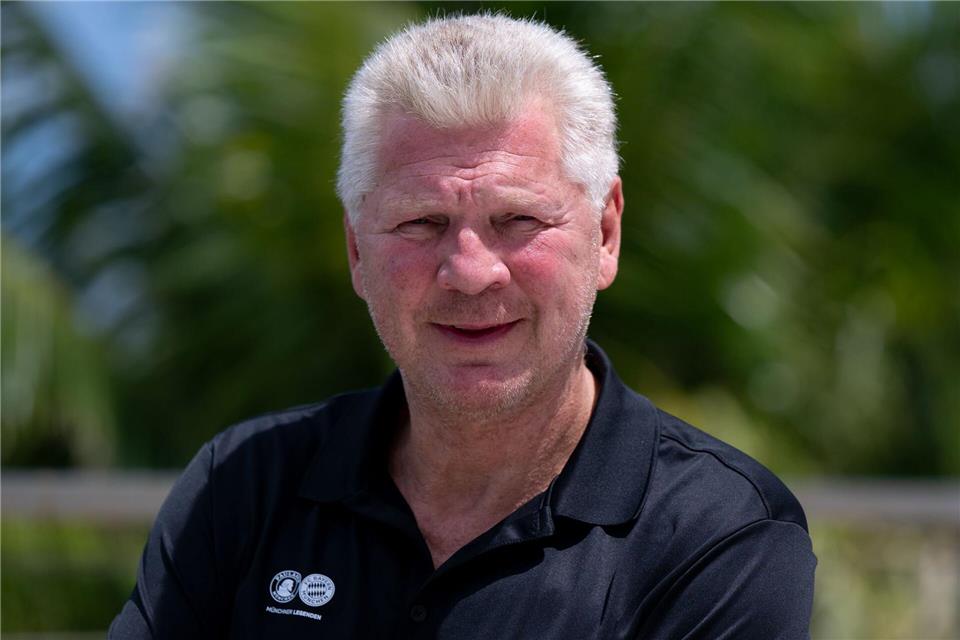 Stefan Effenberg äußert sich in Miami zum neuen Augsburger Cheftrainer Sandro Wagner.Sven Hoppe/dpa