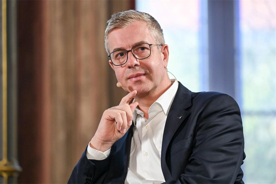 Stefan Evers: „Ich möchte, dass gegenseitiger Respekt die verbindende Klammer dieser Stadt wird“. (Archivbild)Jens Kalaene/dpa