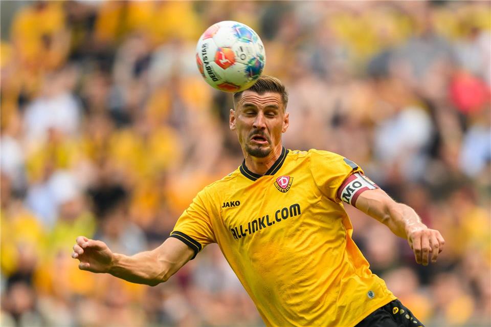 Stefan Kutschke gelang ein früher Treffer für Dynamo Dresden.Robert Michael/dpa