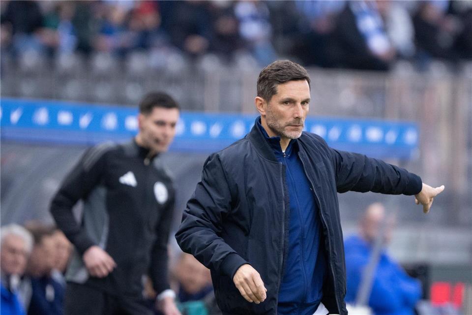 Stefan Leitl will den nächsten Schritt mit Hertha Richtung Klassenerhalt bewerkstelligen.Soeren Stache/dpa