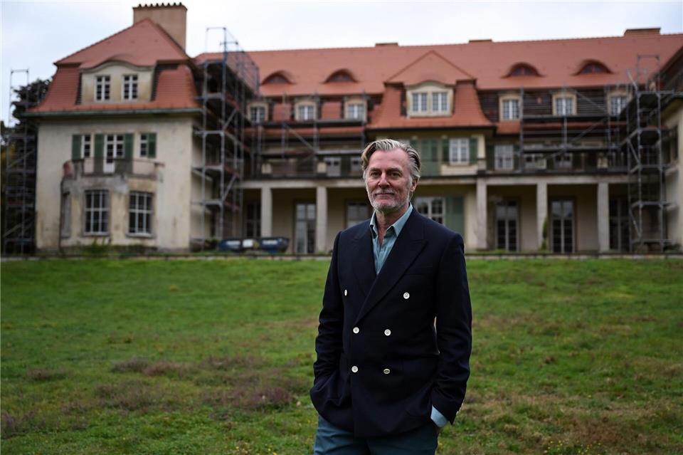 Stefan Peter hat die Siemens-Villa in einer Zwangsversteigerung erworben.Lilli Förter/dpa