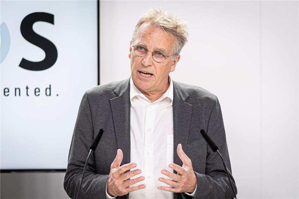 Stefan Wenzel galt bei den Grünen als Realo und Brückenbauer – nun verabschiedet die Partei den langjährigen Fraktionschef. (Archivbild)Moritz Frankenberg/dpa