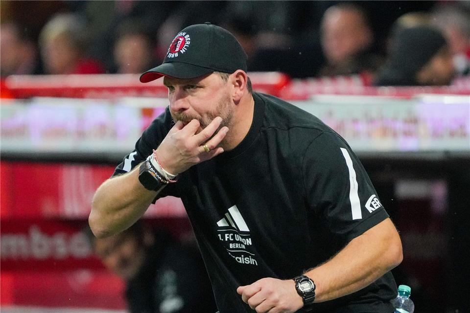 Steffen Baumgart ist mit Union Berlin seit Ende Oktober ungeschlagen. (Archivbild)Soeren Stache/dpa