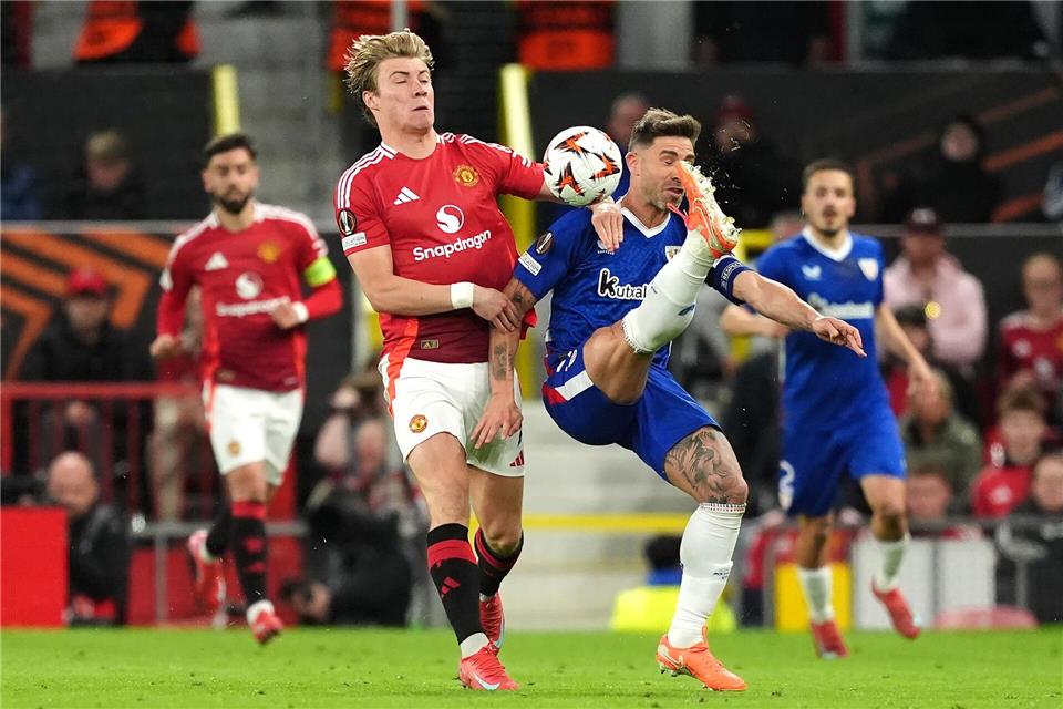 Stehen im Endspiel: Stürmer Rasmus Höjlund (l) und Manchester United.Martin Rickett/PA Wire/dpa