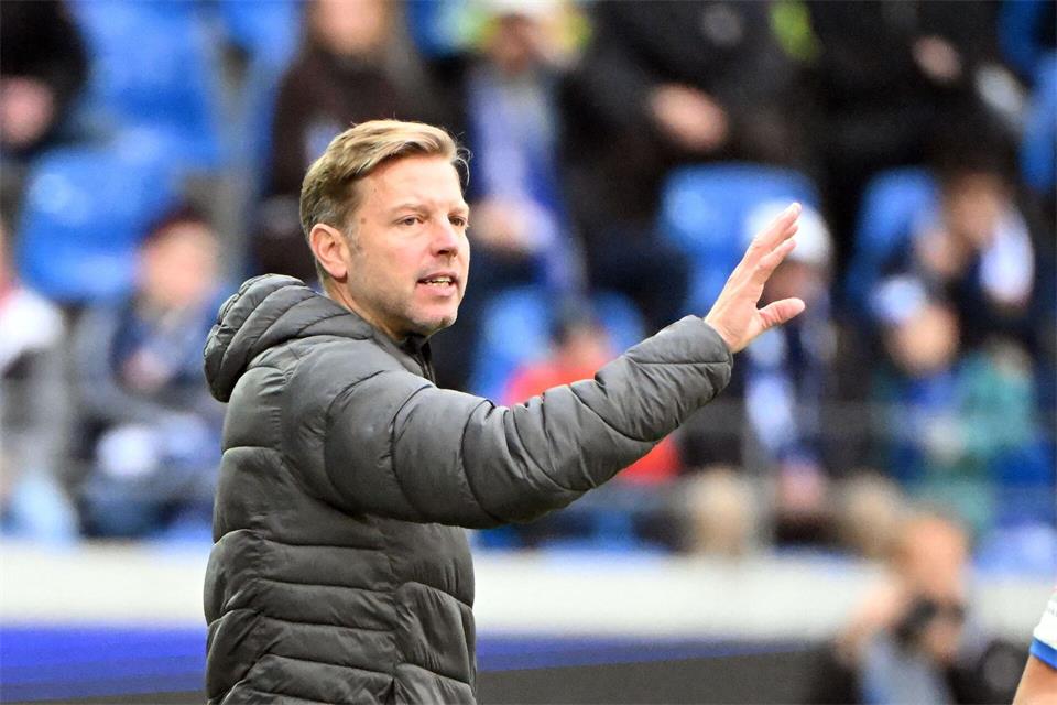Steht mit seiner Mannschaft unter Druck: Darmstadts Coach Florian Kohfeldt. (Archivbild)Uli Deck/dpa