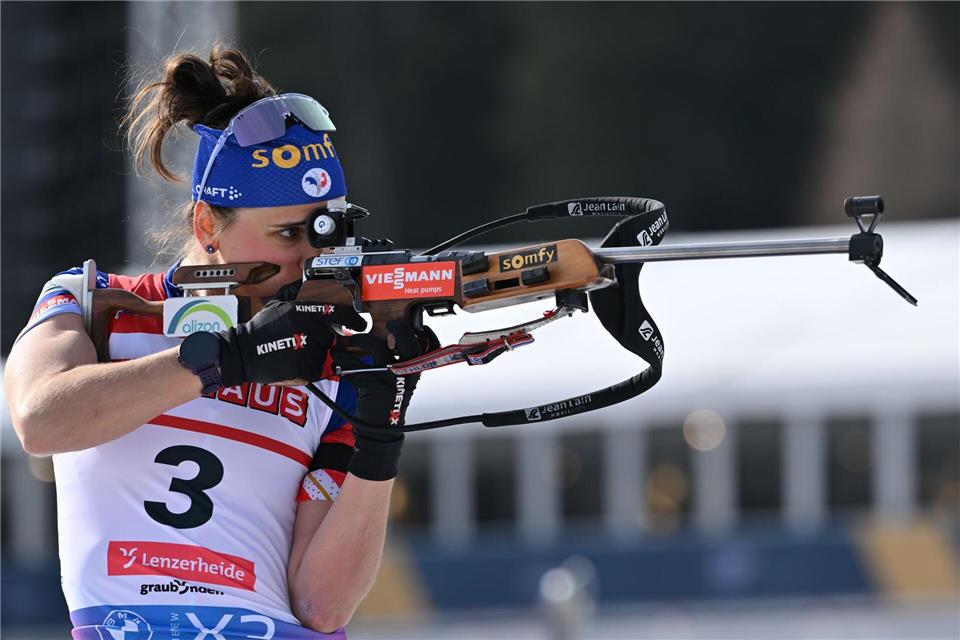 Steht wieder am Start: Julia Simon. (Archivbild)Martin Schutt/dpa