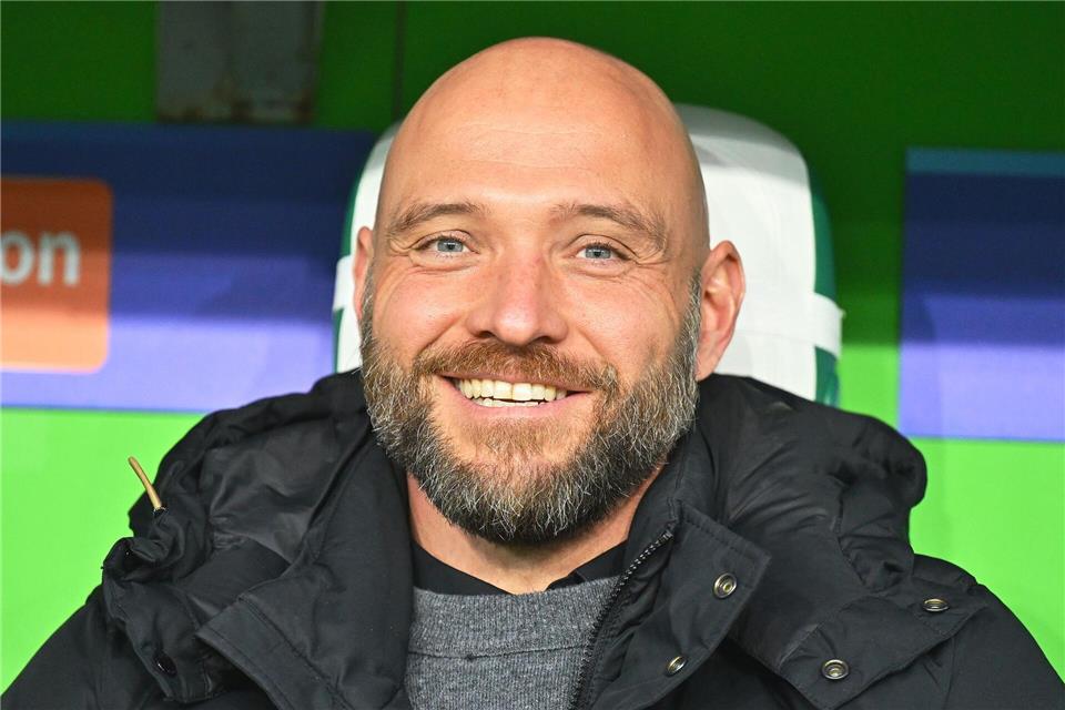 Stephan Lerch freut sich auf eine talentierte Spielerin beim VfL Wolfsburg. (Archivbild)Swen Pförtner/dpa