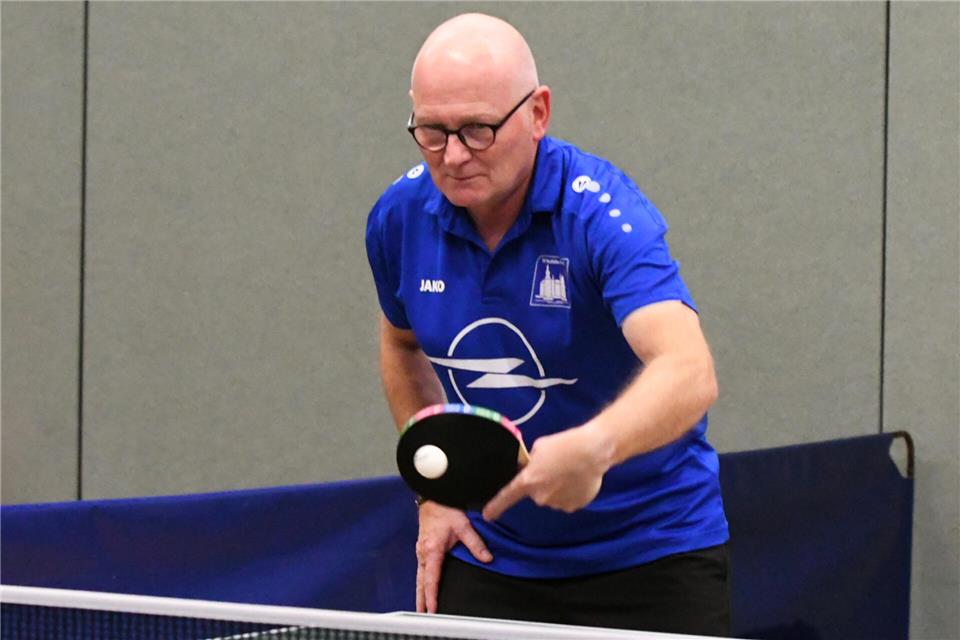 Steuerte im Doppel und in zwei Einzeln drei Punkte zum Sieg gegen Recklinghausen bei: Gemens Peter Gahlmann.