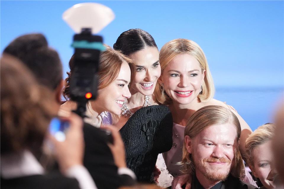 Strahlende Promis: Emma Stone und Co. genießen die Actor Awards in Los AngelesChris Pizzello/Invision/AP/dpa