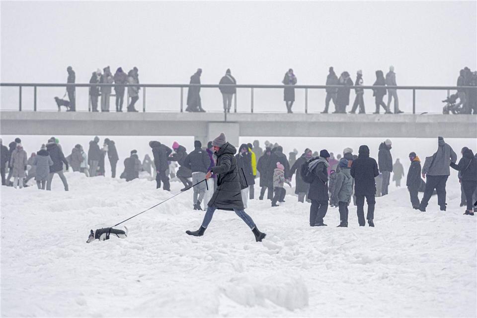 StrandspaziergangMarkus Scholz/dpa
