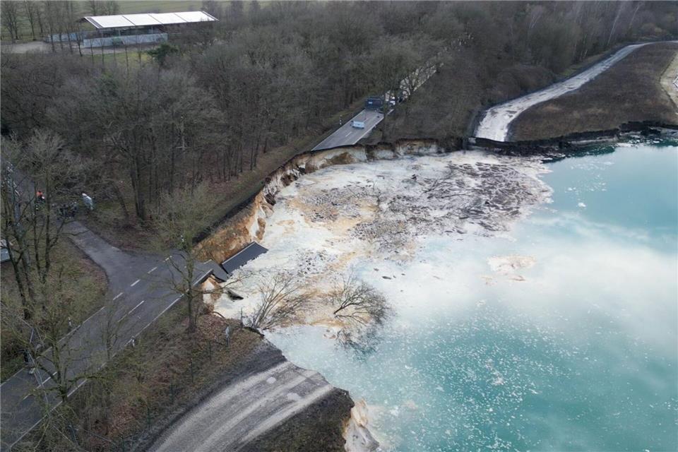 Straße abgerutschtMarc Gruber/ tv7news.de/dpa