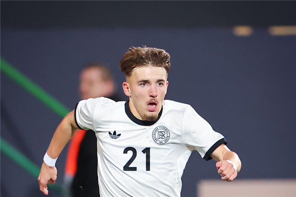 Stürmt Bayern-Youngster Lennart Karl von der deutschen U21-Auswahl in den WM-Kader von Julian Nagelsmann? (Archivbild)Daniel Karmann/dpa