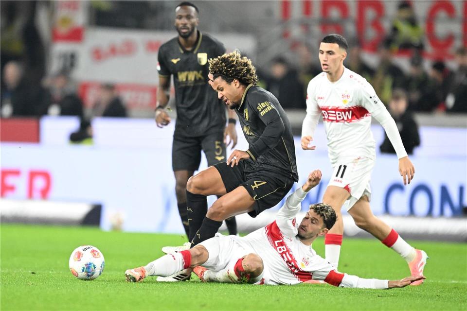 Stuttgart und Augsburg lieferten sich eine intensive Partie.Bernd Weißbrod/dpa