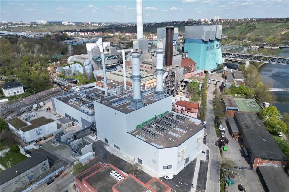 EnBW nimmt erstes wasserstofffähiges Gaskraftwerk in Betrieb Stuttgart wird damit kohlefrei.Bernd Wei�brod/dpa