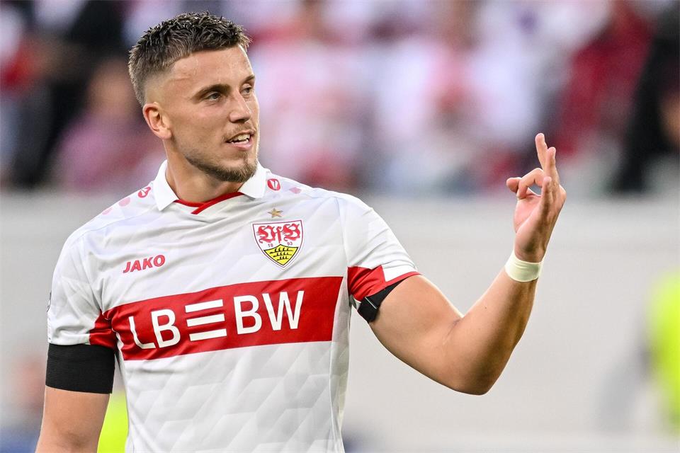 Stuttgarts Ermedin Demirovic schnürte gegen Stavanger einen Dreierpack.Harry Langer/dpa
