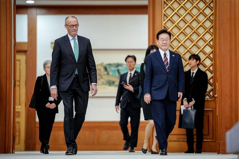 Südkorea ist die dritte Station der Asienreise des Kanzlers.Kay Nietfeld/dpa