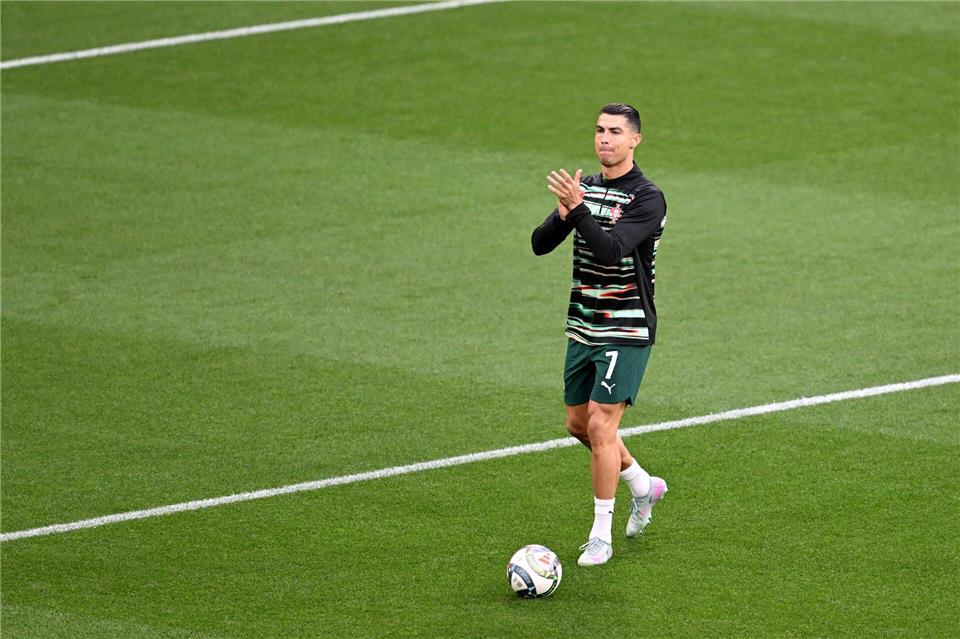 16 Bodyguards im Trainingslager: Ronaldo prägt Hannover-Camp Superstar Cristiano Ronaldo.Sven Hoppe/dpa