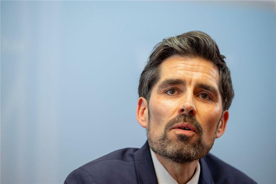 Sven Teuber musste sein Herzensressort Bildung an die CDU abgeben und kümmert sich künftig um Kommunen und Kultur. (Archivbild) Helmut Fricke/dpa