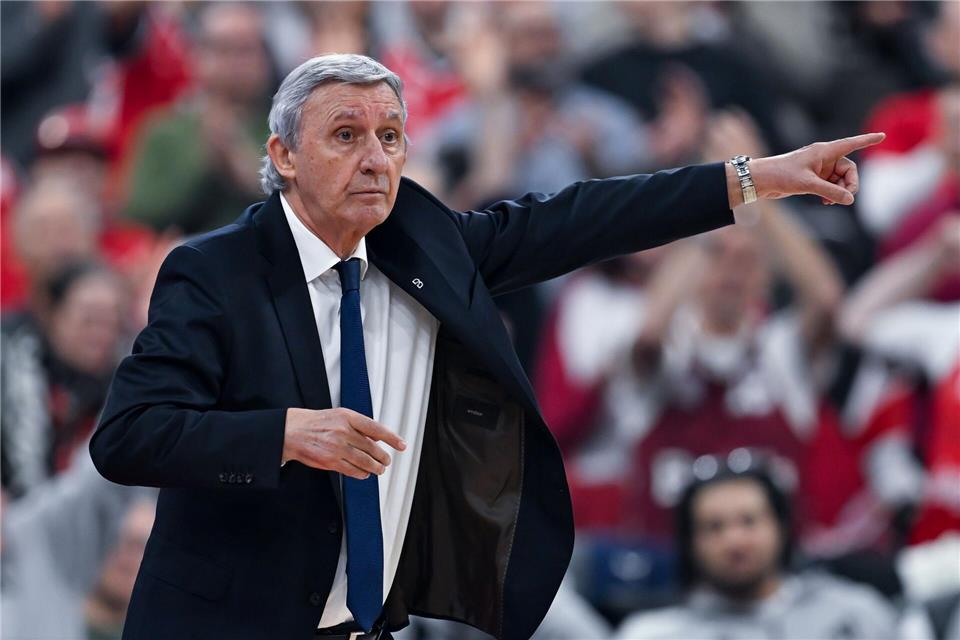 Svetislav Pesic will mit den Bayern-Basketballern den Pokal gewinnen. (Archivbild)Sven Hoppe/dpa