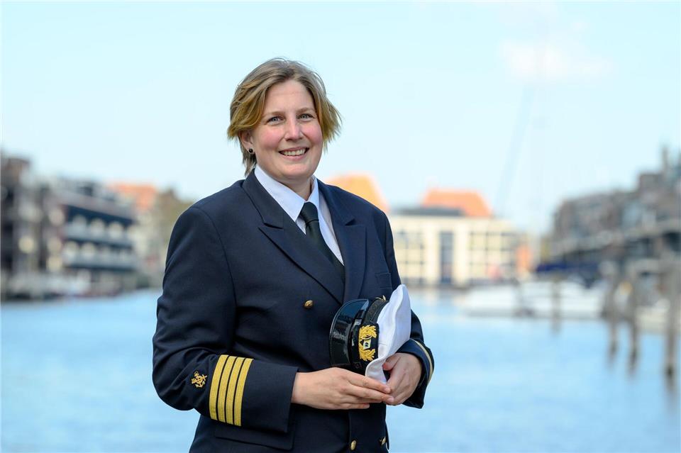 Taalke Middents ermutigt junge Frauen, bei der Berufswahl die maritime Branche in den Blick zu nehmen. Izabela Mittwollen/dpa
