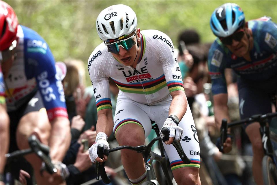 Tadej Pogacar bei Paris-Roubaix. Anne-Christine Poujoulat/AFP/dpa