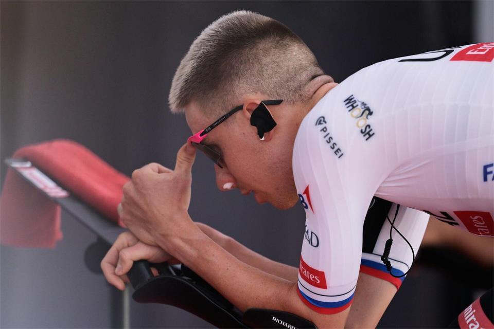 Tadej Pogacar muss nach einem Sturz bei der Vuelta aufgeben. (Archivbild)Philippe Magoni/AP/dpa