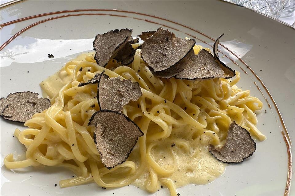 Tagliolini Al Tartufo Nero - Trüffelnudeln in einem Berliner Restaurant.Gregor Tholl/dpa-Zentralbild/dpa