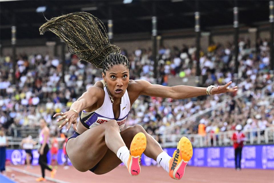 Tara Davis-Woodhall hat ihr frühzeitiges Saison-Aus bekanntgegeben. (Archivbild)Jonas Ekströmer/TT News Agency/AP/dpa