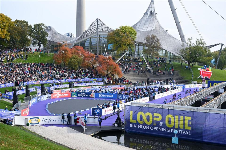 Biathlon in München: Begeisterung bei gelungener Premiere Tausende Fans kamen in den Olympia-Park.Sven Hoppe/dpa
