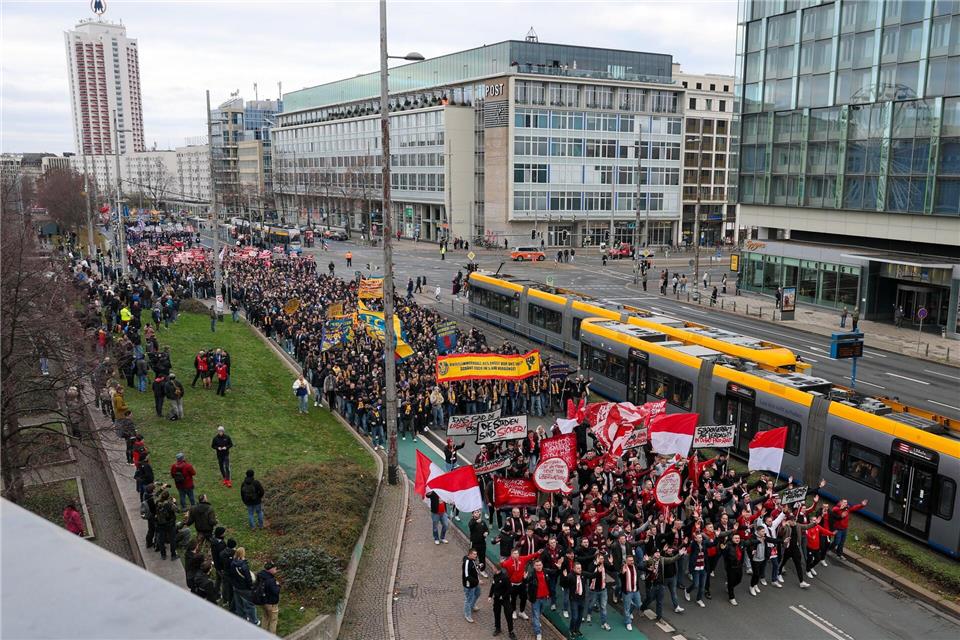 Tausende Fans waren in Leipzig dabei.Jan Woitas/dpa