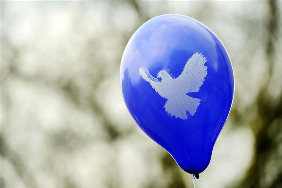 Tausende Menschen werden wieder zu den traditionellen Ostermärschen erwartet. (Symbolbild)Marius Becker/dpa