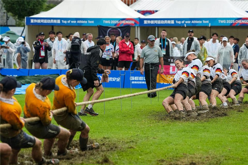 Tauziehen gehört bei den World Games zum Wettkampfprogramm.Li Bo/XinHua/dpa