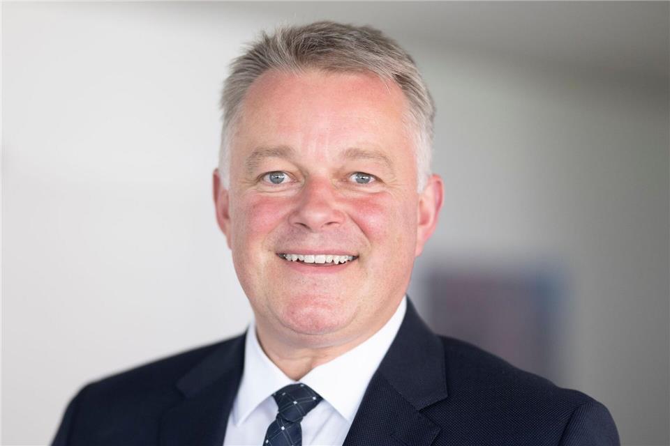 „Team Gordon“ soll den CDU-Chef Schnieder dabei unterstützten, Ministerpräsident zu werden. (Archivbild)Boris Roessler/dpa