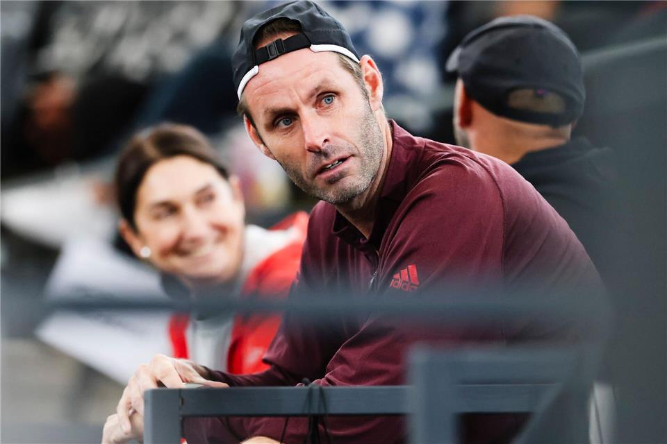 Teamchef Torben Beltz und dem deutschen Tennis-Frauenteam droht der nächste Abstieg. (Archivbild)Frank Molter/dpa